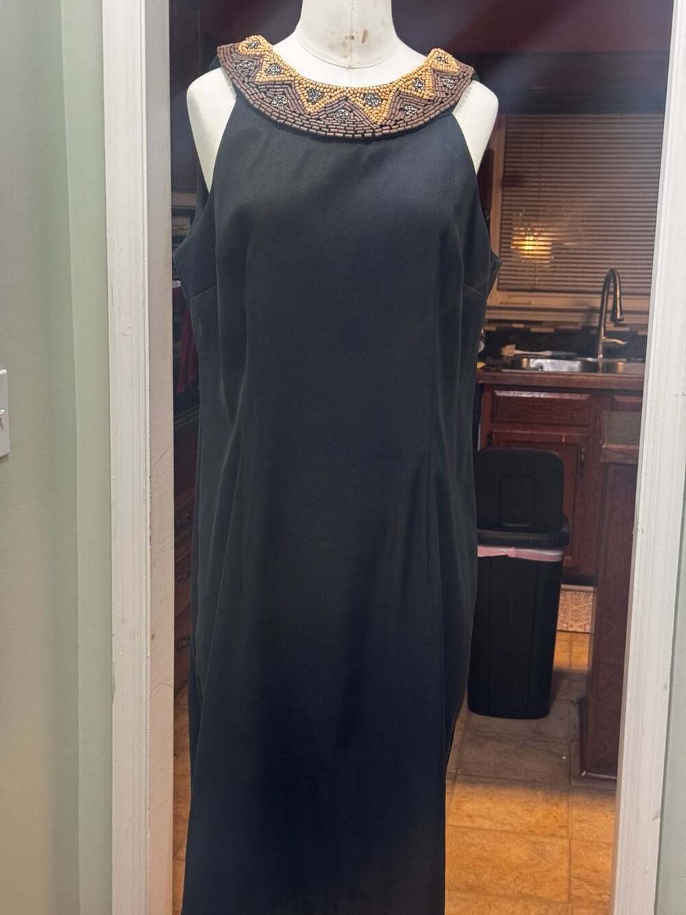 AB Studio Black Sleeveless Beaded Neckline Sheath Dress Size 14